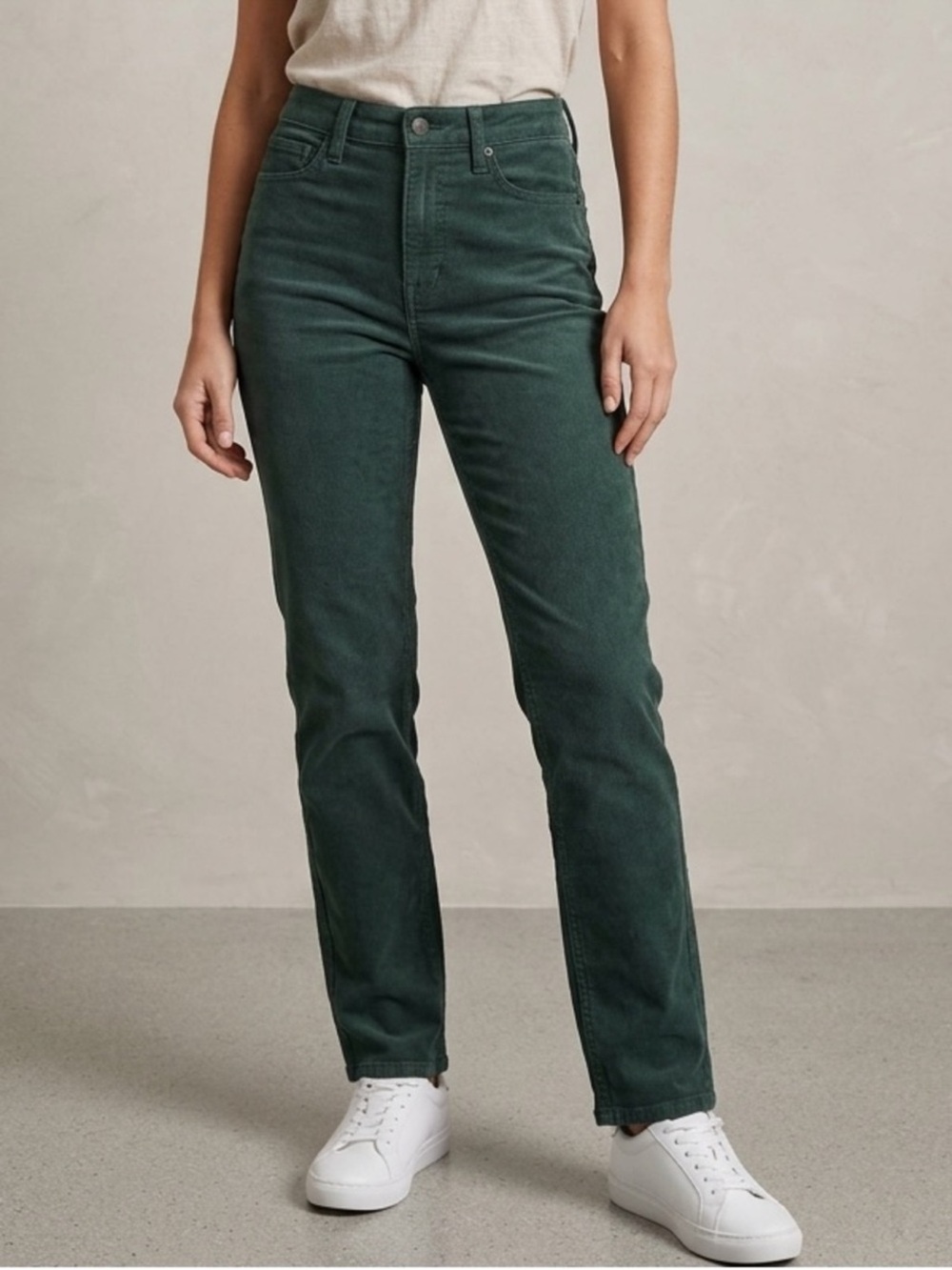 American Eagle Green Corduroy Mom Straight Jeans